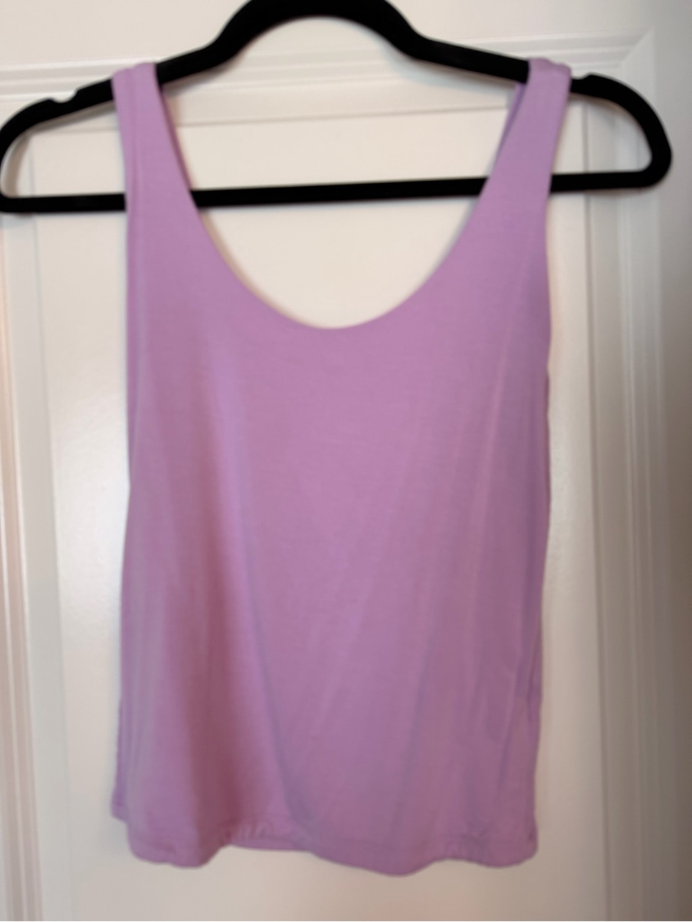 BE COOL Lilac Scoop Neck Tank Top